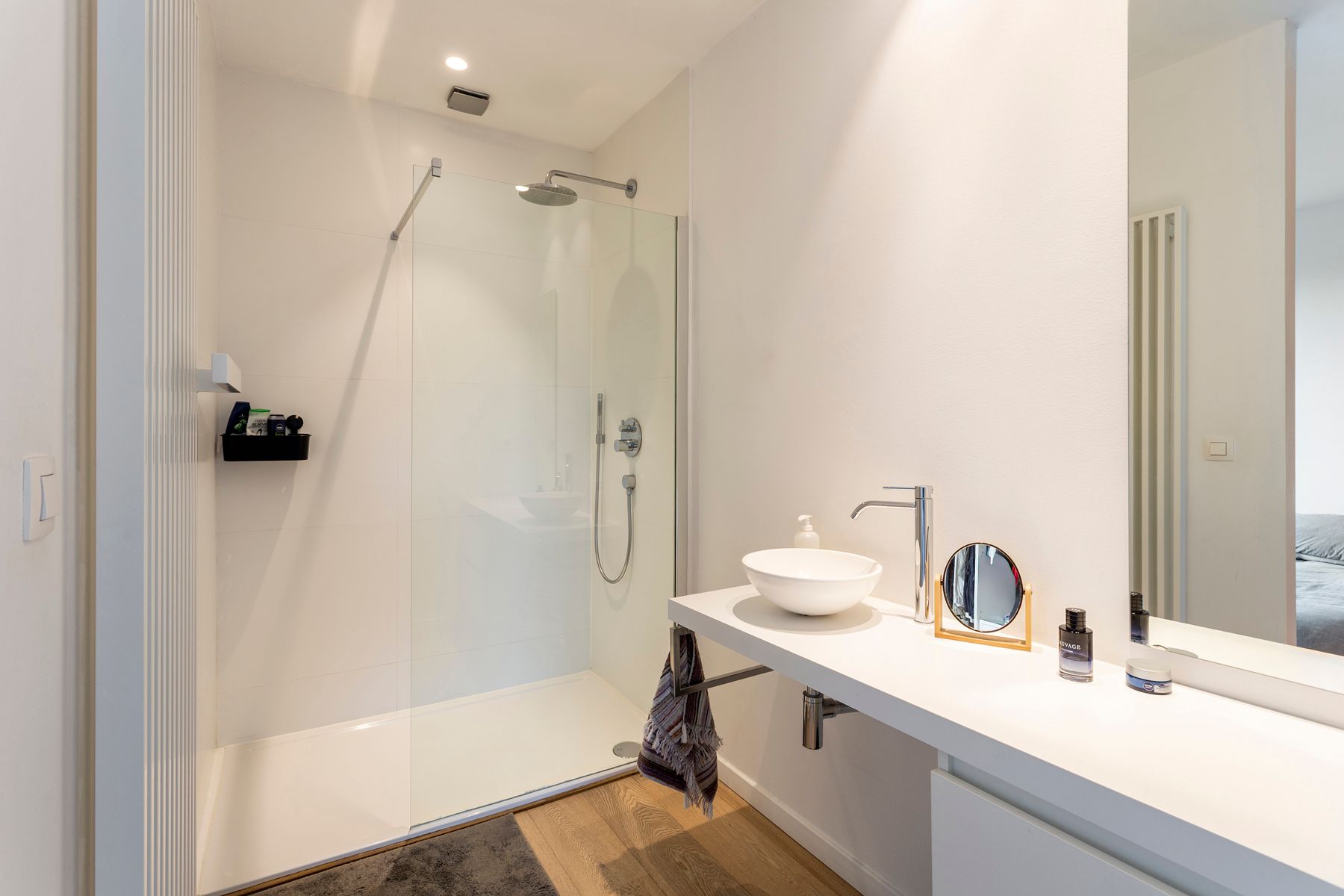 Bemeubelde penthouse met panoramische zichten over Antwerpen en riant terras foto 9