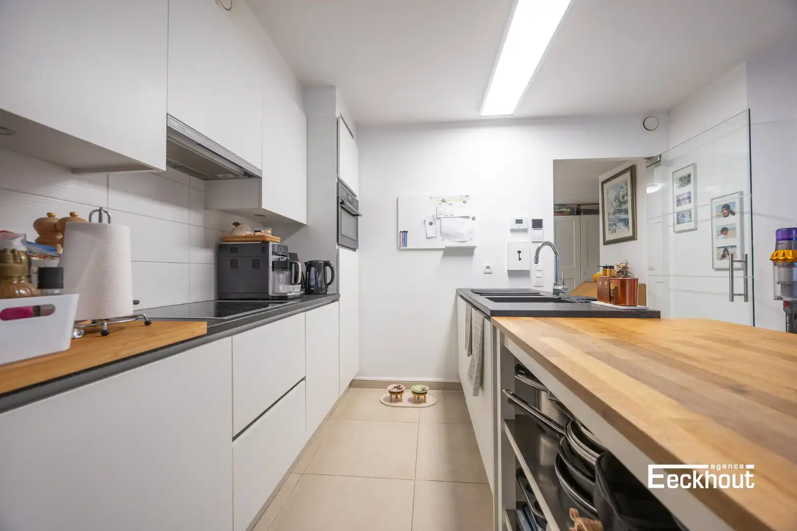 Instapklaar appartement met ruim zonneterras in het centrum van Oostende! foto 4