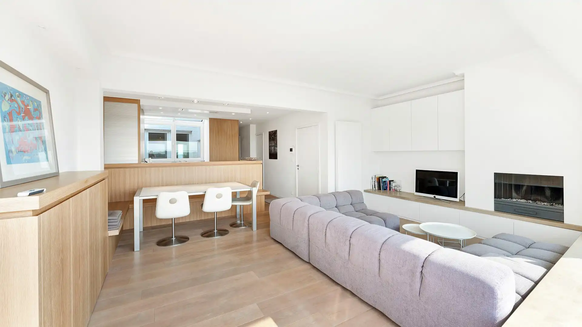 Ruim appartement 3 slaapkamers met zonnig terras te Zoute. foto 6