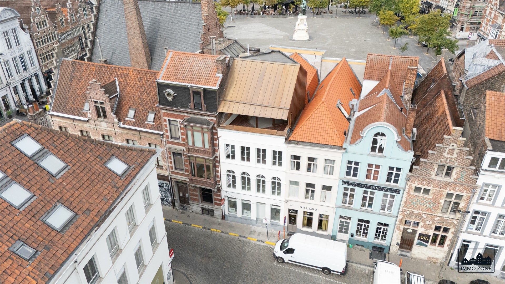 Architecturale parel tussen Vlas-en Vrijdagsmarkt foto 13