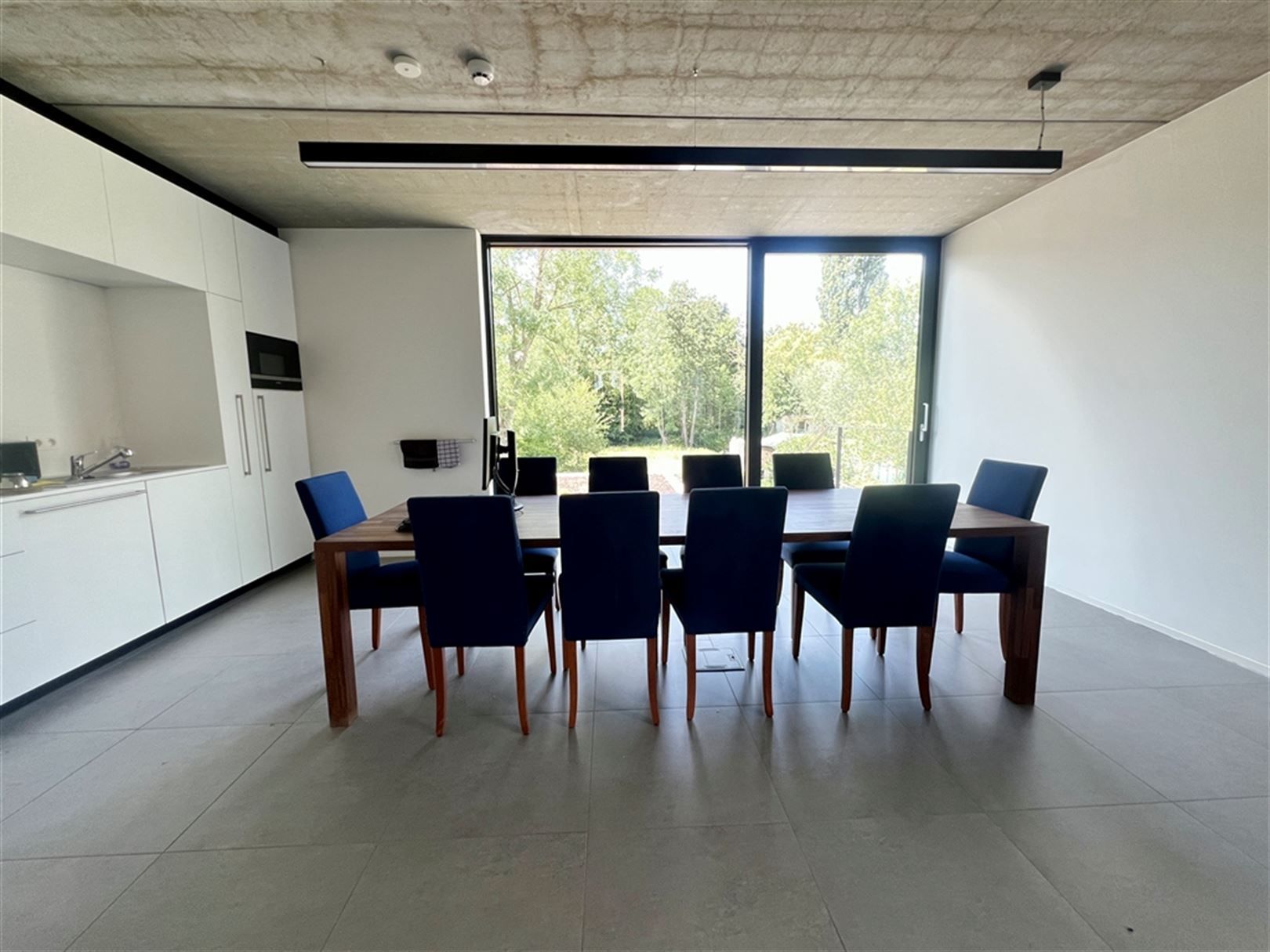 Duurzaam kantoorgebouw nabij station Gent-Sint-Pieters foto 12