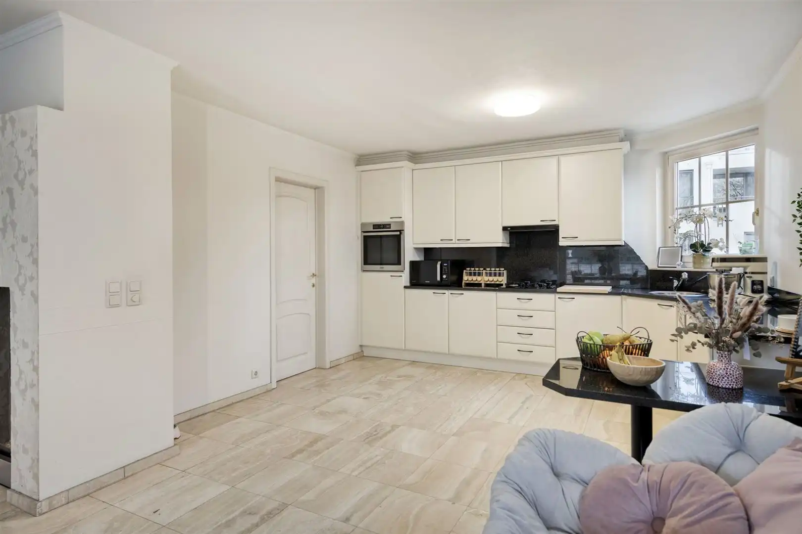 TE KOOP: Handelshuis op toplocatie te Heusden-Zolder! foto 26