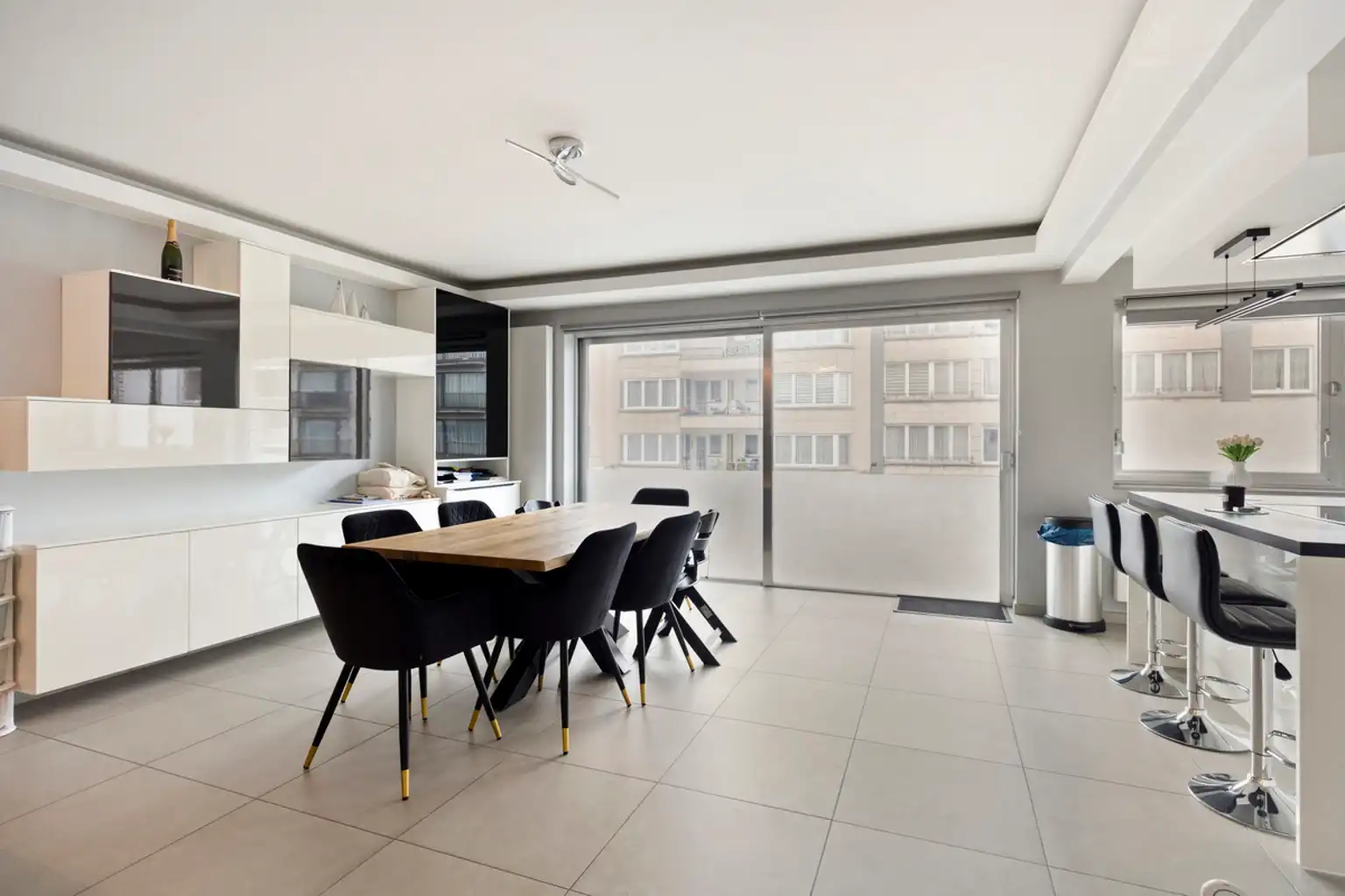 Hoofdfoto van de publicatie: Prachtig instapklaar 2-slaapkamerappartement 