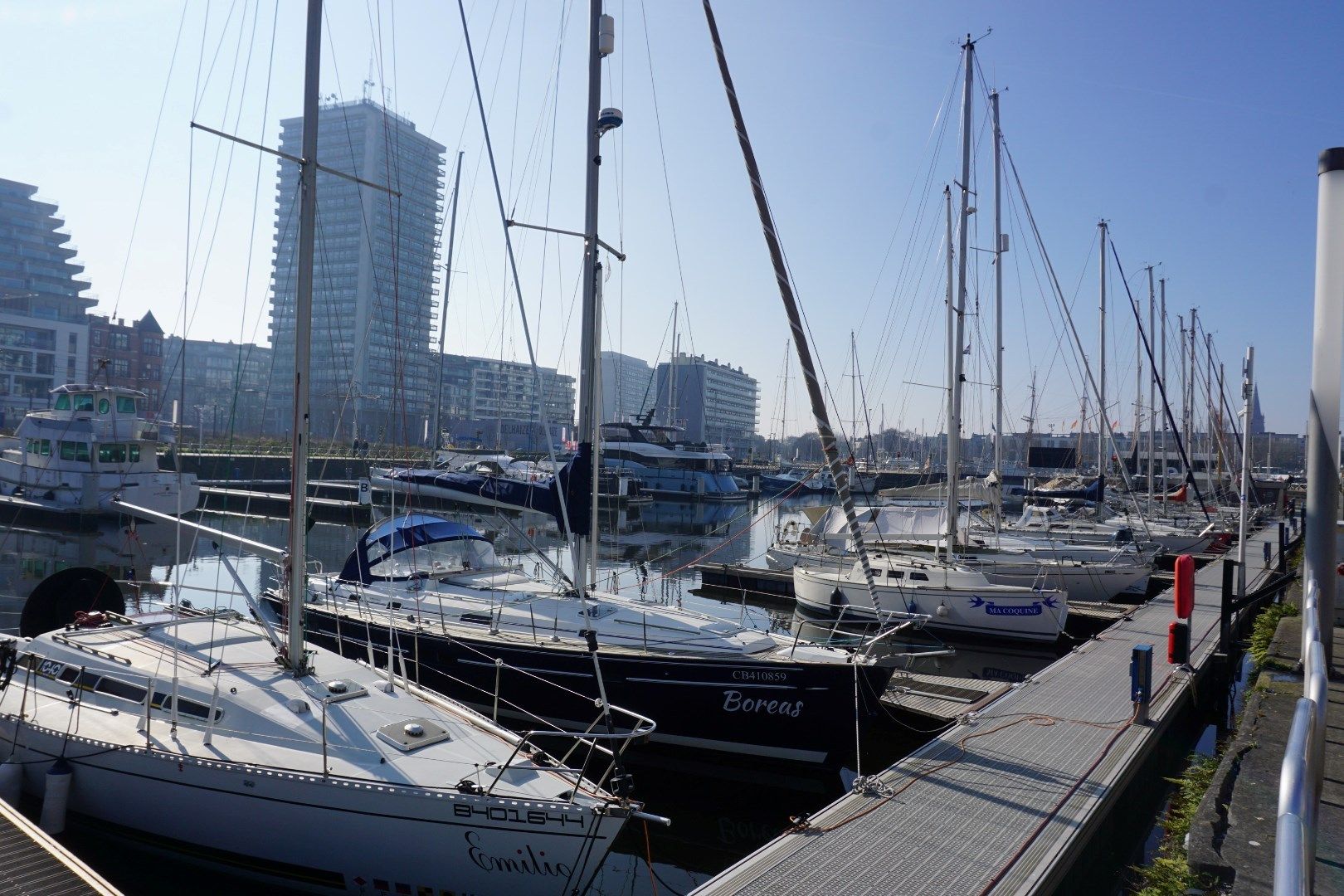 Appartement met zicht op de haven foto 17