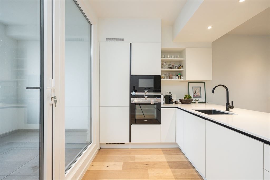 Luxueus gerenoveerd duplexappartement foto 4