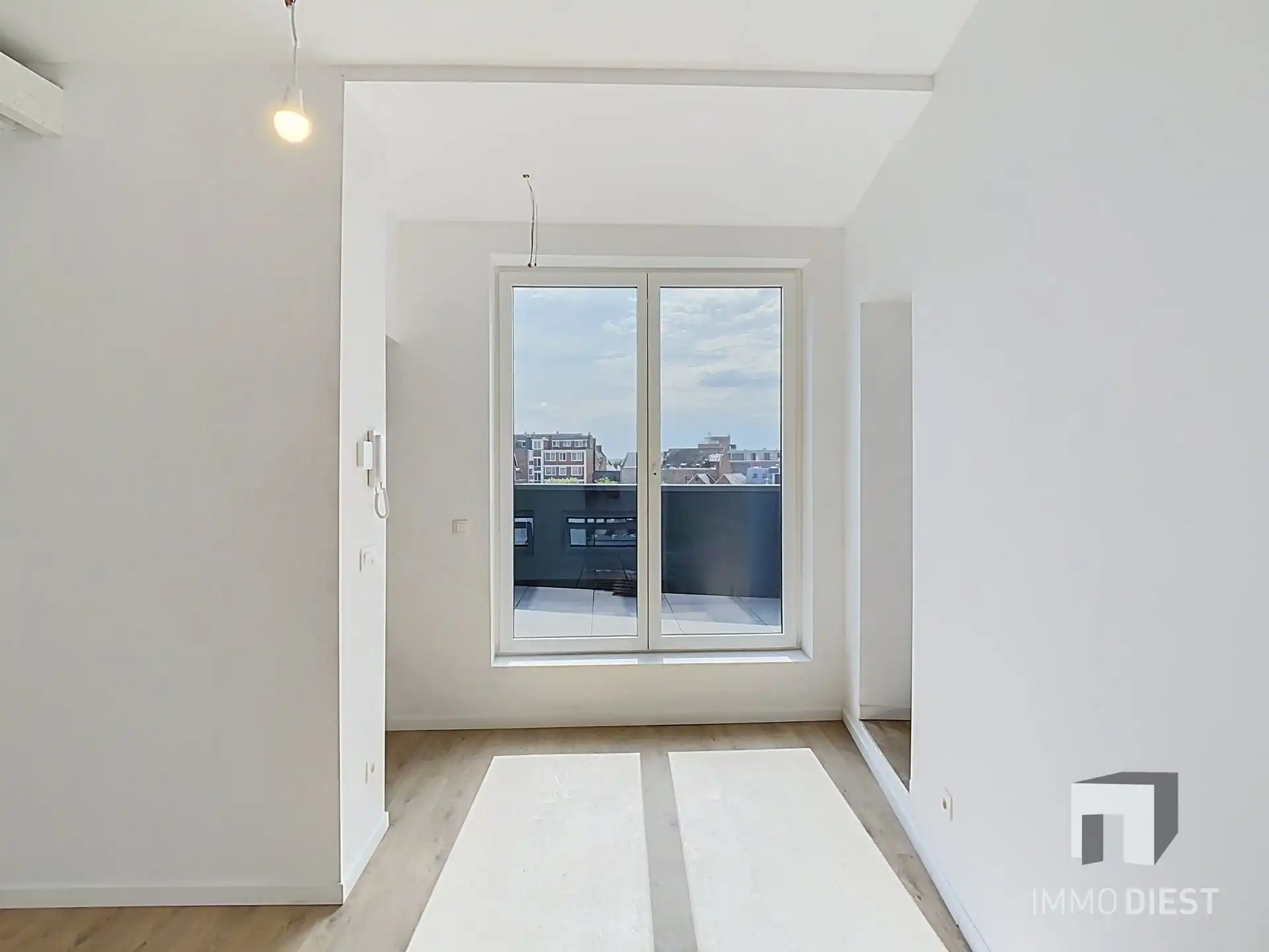 Knap appartement met terras en 1 slpk - centrum Diest - veel lichtinval foto 10