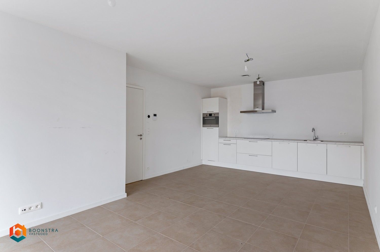 Nieuwbouw appartement met terras en parkeerplaats in centrum Putte foto 3