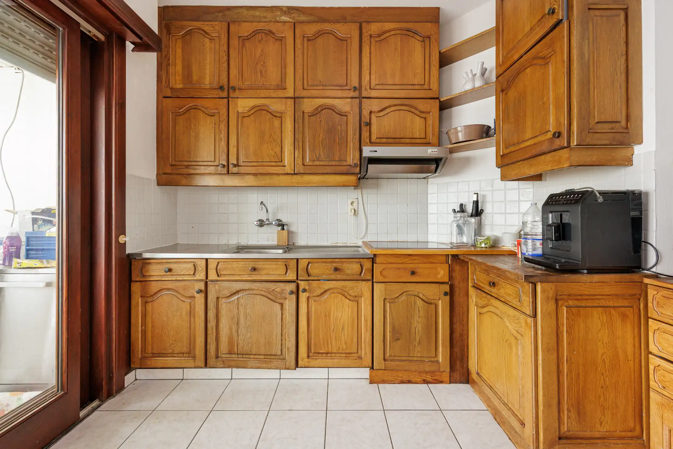 Op te frissen woning met 3slpk op gunstige locatie te Beerse foto 8