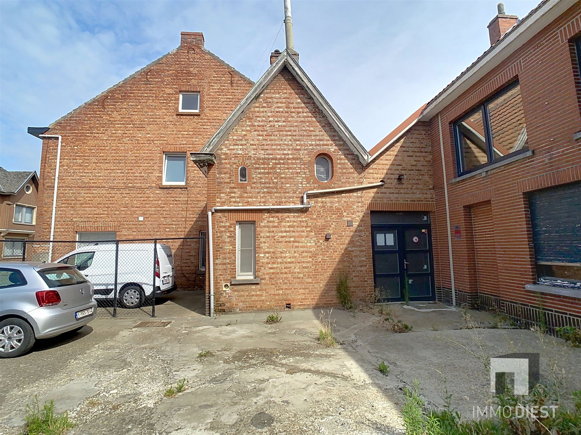 Projecteigendom ( 2 woningen en bouwgrond HOB ) foto 8