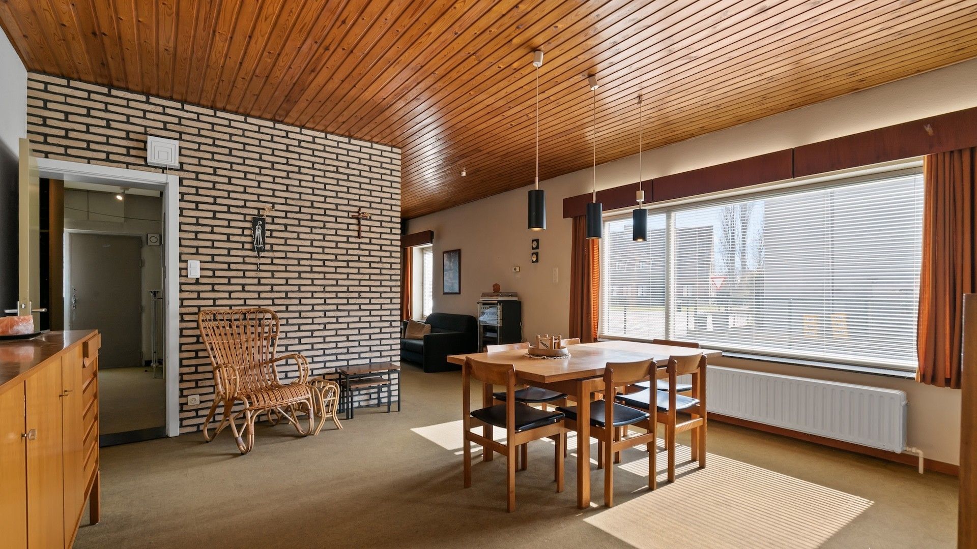 Te renoveren half-open woning met 3 slpks op een perceel van 20a 75ca vlakbij de Nederlandse grens foto 5