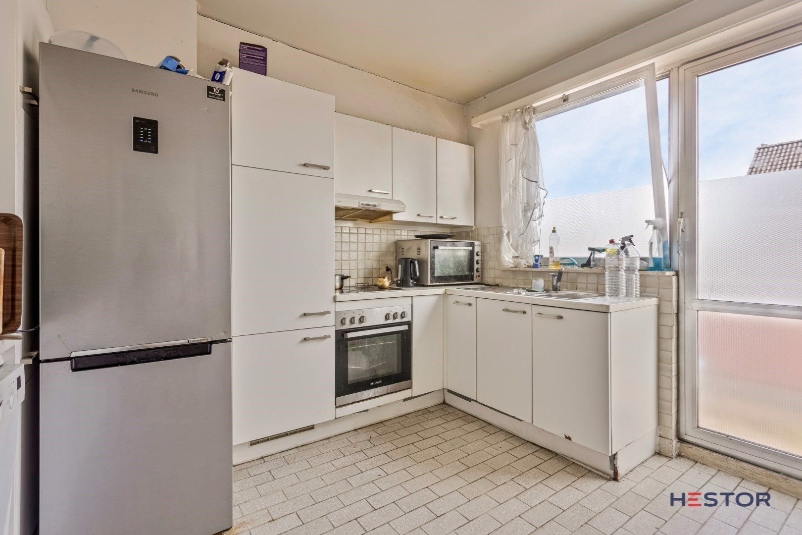Lichtrijk twee slaapkamerappartement in het hartje van Temse foto 5