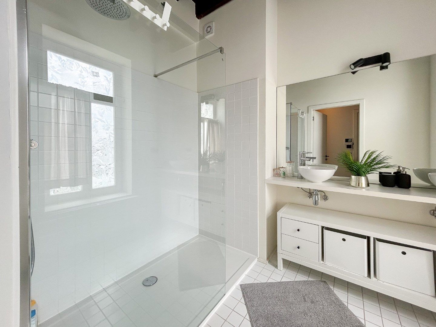 Karaktervolle Duplex op de Nationalestraat foto 5