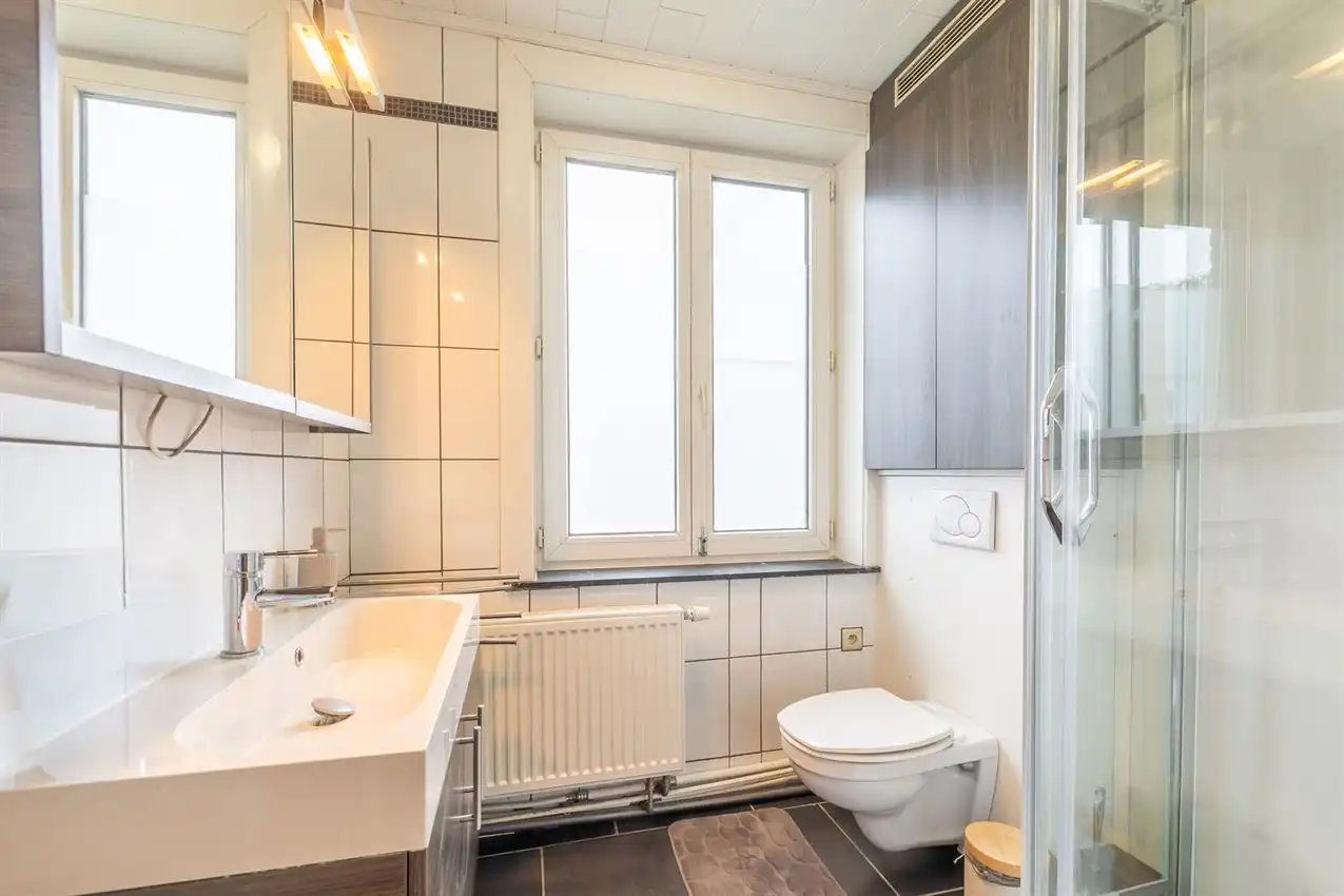 Gunstig gelegen woning met 3 slpk, tuin, carport, garage foto 25