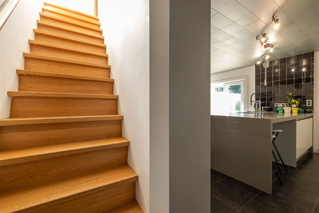 Stadswoning met 3 slpk., tuin en garage foto 10
