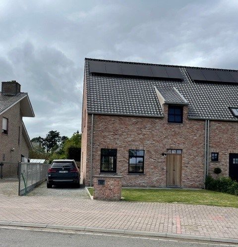 Half-open nieuwbouwwoning met terras, carport en 3 slaapkamers in Staden foto 10