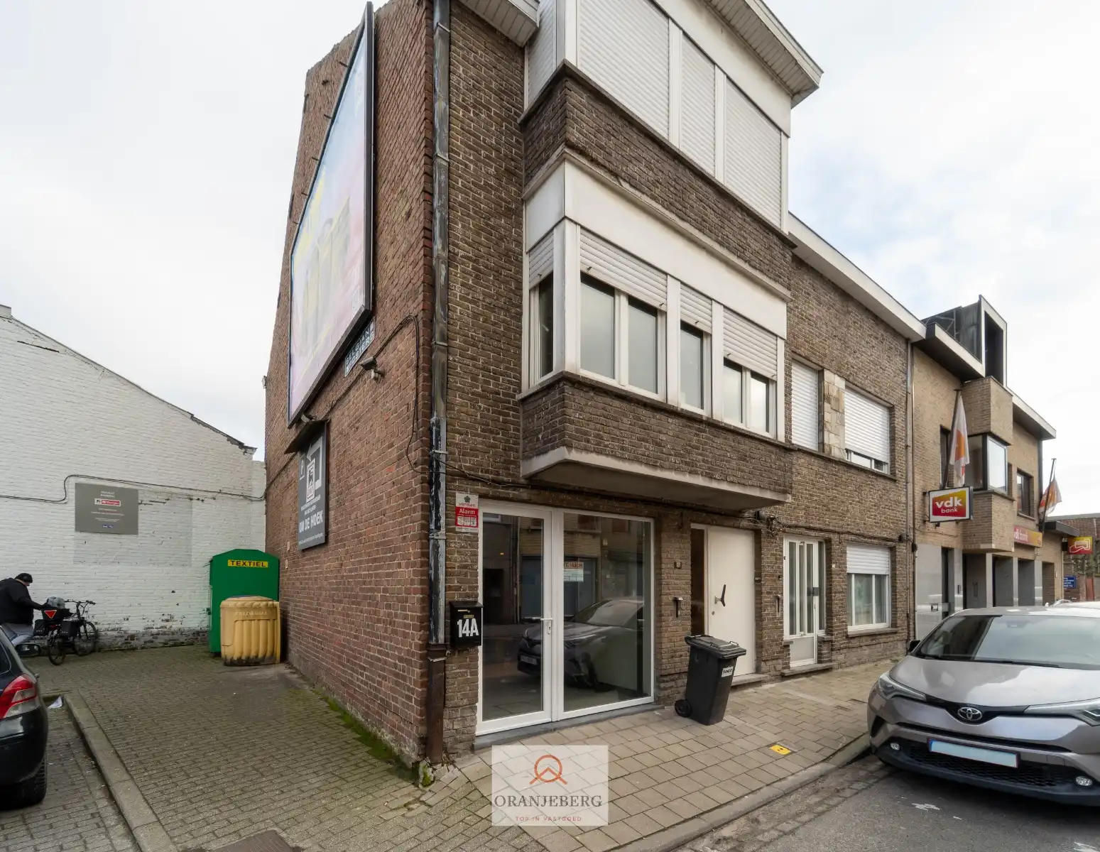 Compact handelspand met buitenruimte in centrum Drongen TE HUUR foto 22