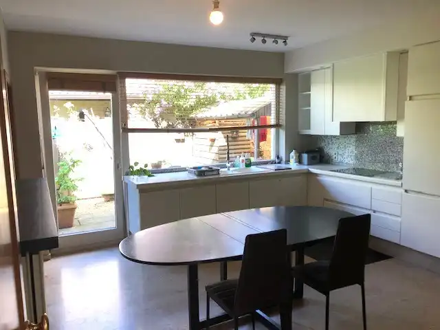 ALLEENSTAANDE WONING MET 3 SLAAPKAMERS foto 9