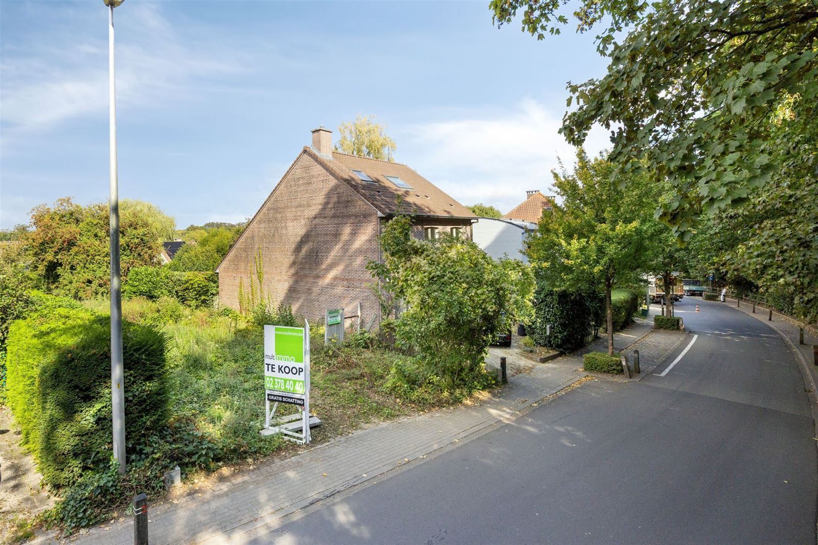 Goed gelegen bouwgrond (4a 40ca) voor een 3-gevelwoning foto 3