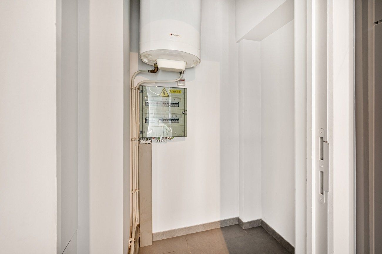 Instapklaar 2-slaapkamer appartement op toplocatie foto 14