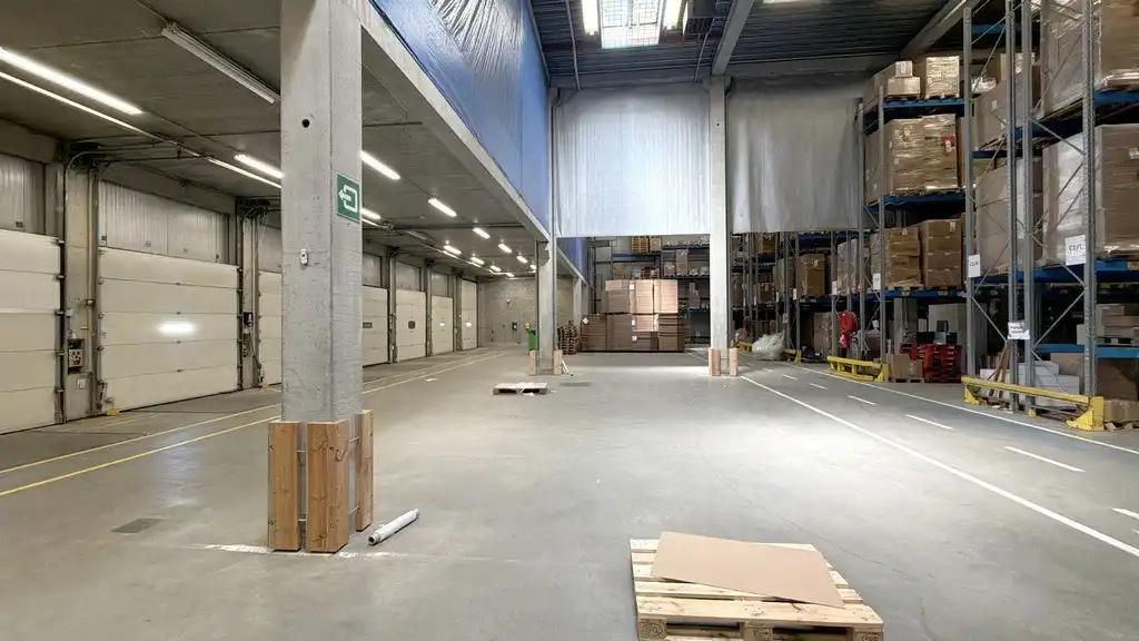 Logistiek magazijn te huur in industriezone van Londerzeel foto 5