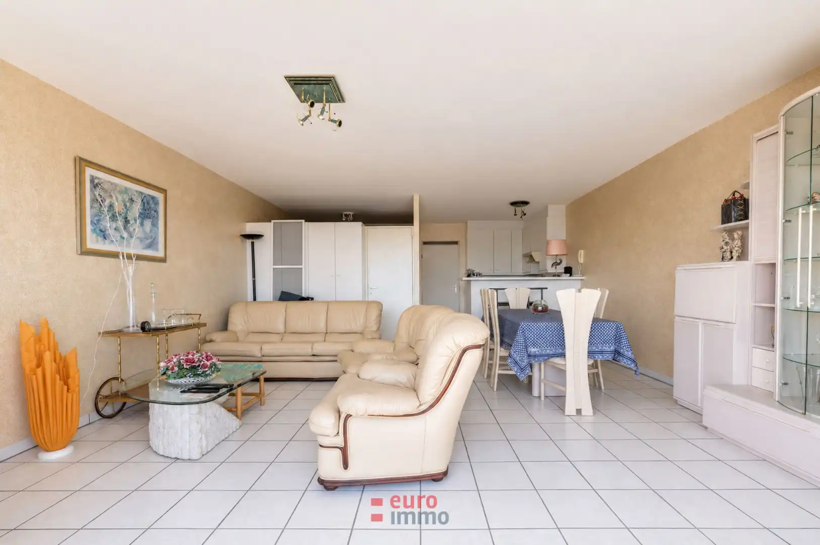 Zéér ruime studio met werkelijk fenomenale zichten! foto 4