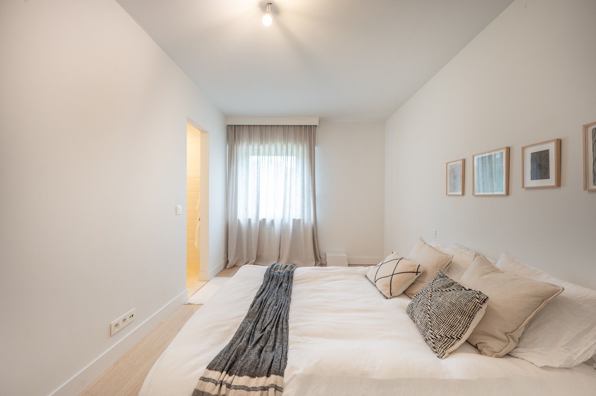 Smaakvol appartement met tuin en terras foto 11