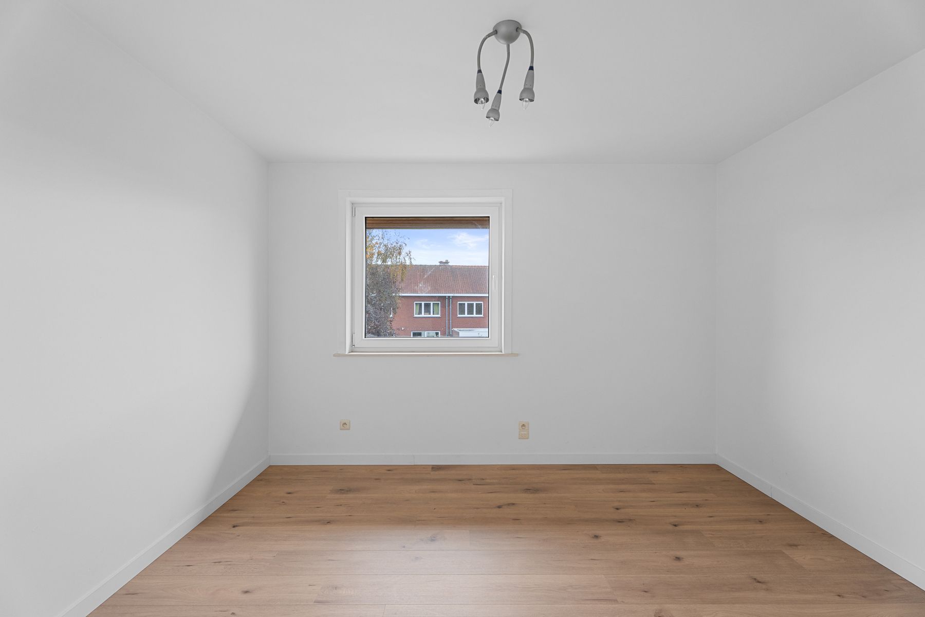 De ideale gezinswoning in Sint-Michiels! foto 9