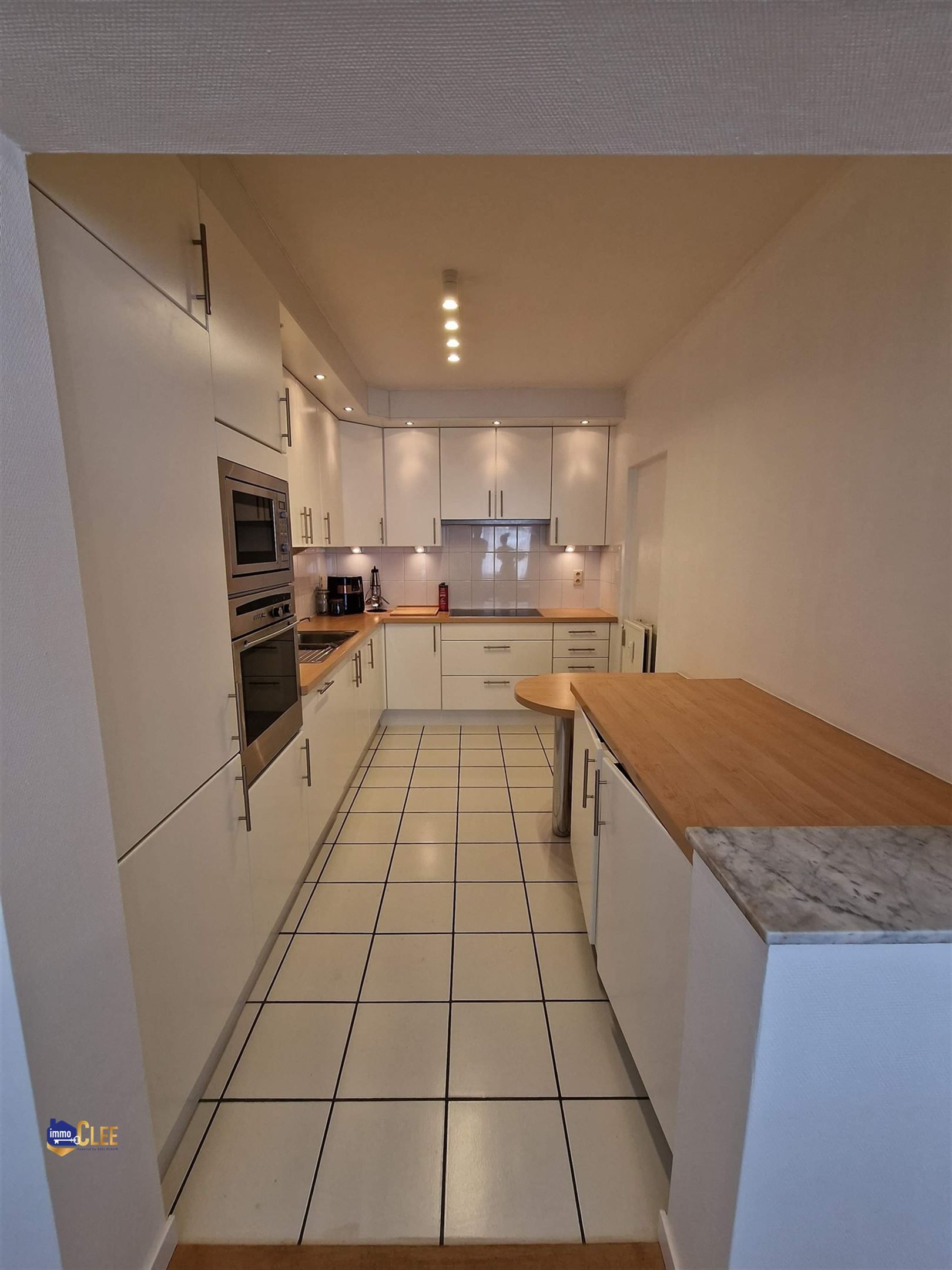 Appartement met 2 slpks in centrum van Sint-Truiden foto 9