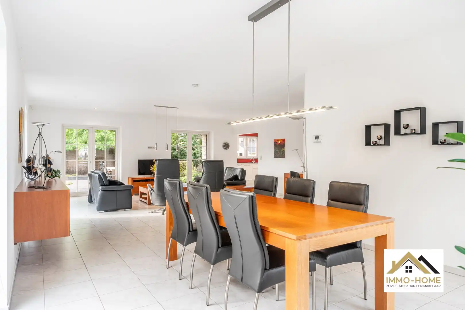 Jonge prachtige woning met enorm volume!! foto 9