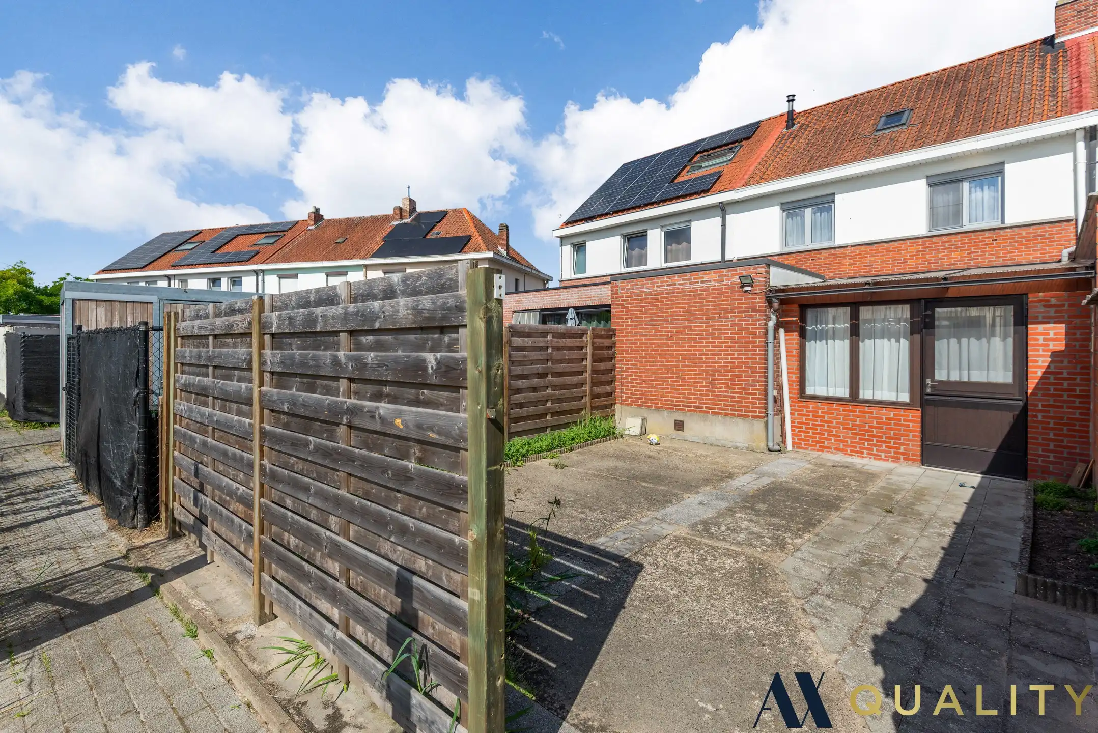 IN OPTIE!!!! Gesloten bebouwing met ruim terras foto 5