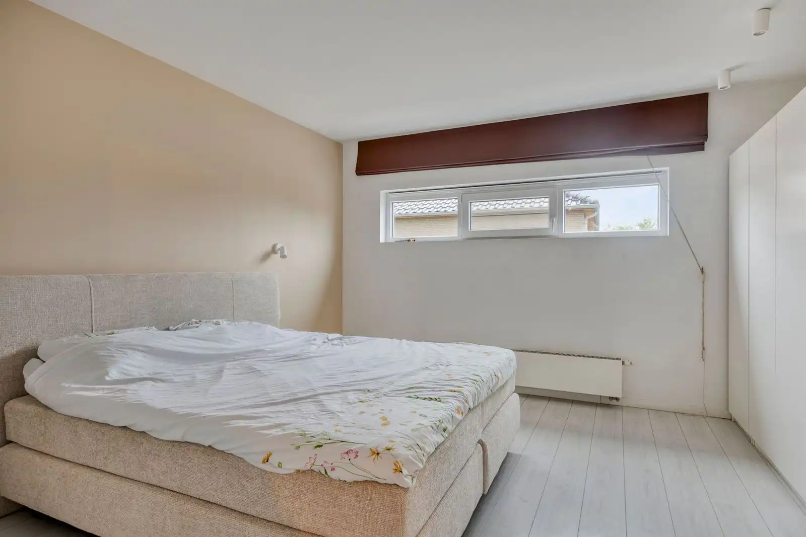 Halfopen bewouwing 5 slaapkamers met tuin  foto 14