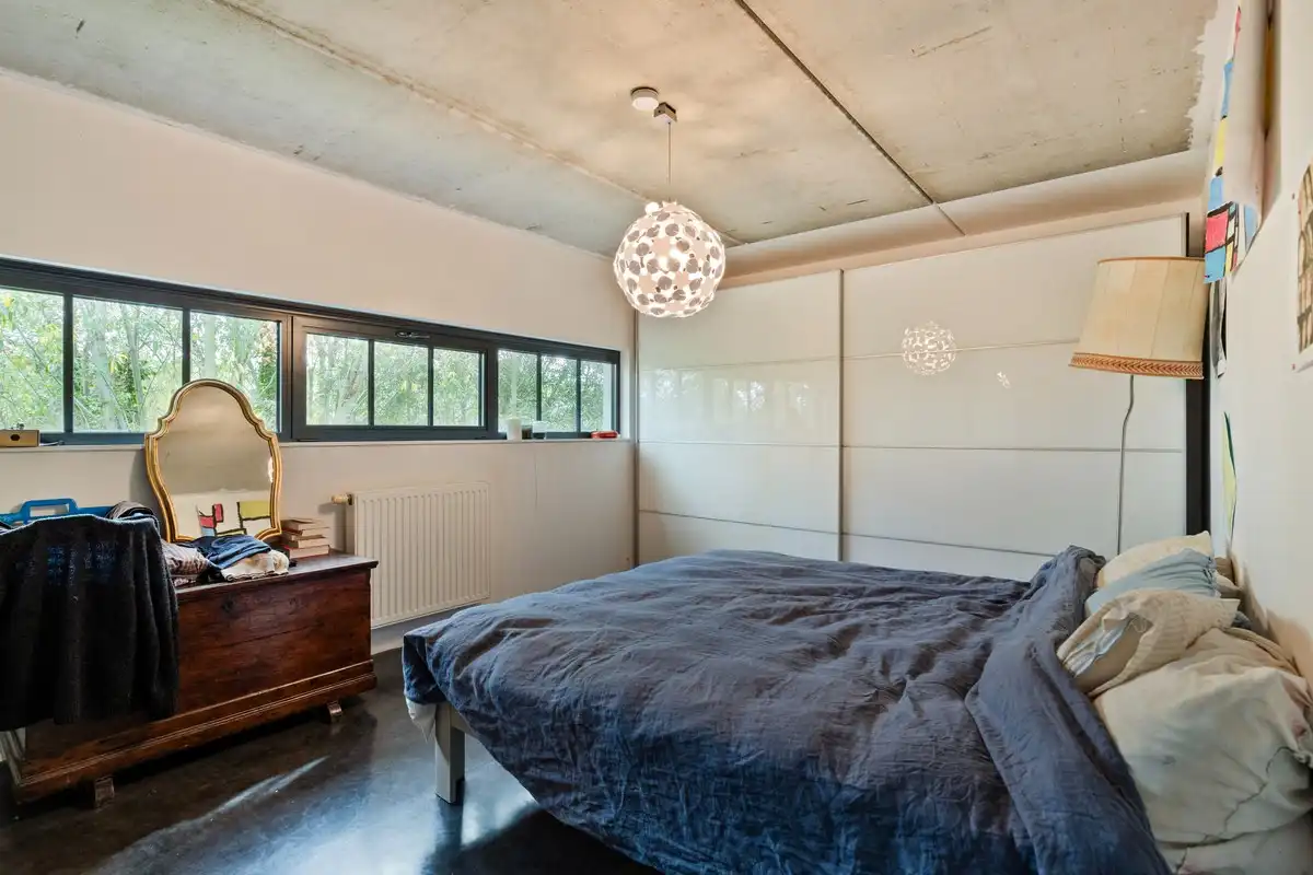 Energiezuinige, moderne villa op een perceel van net geen 24 are foto 9