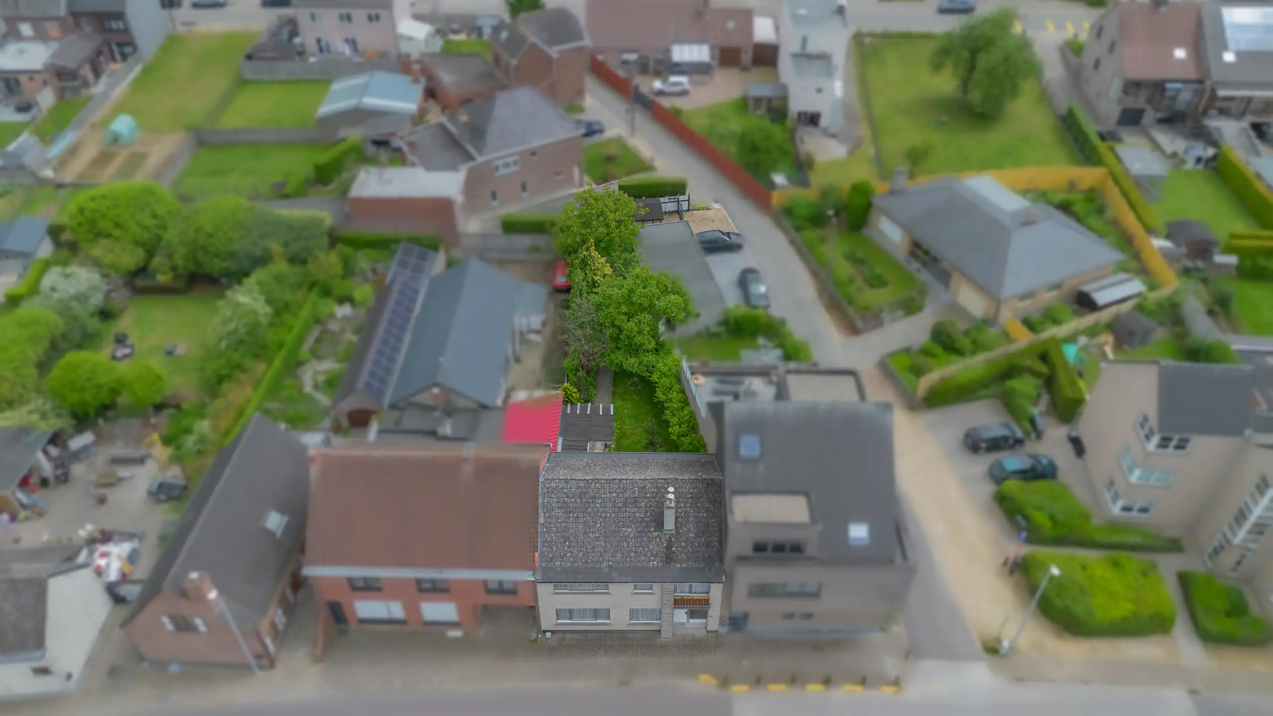 ERONDEGEM - Praktische woning met garage en tuin foto 23