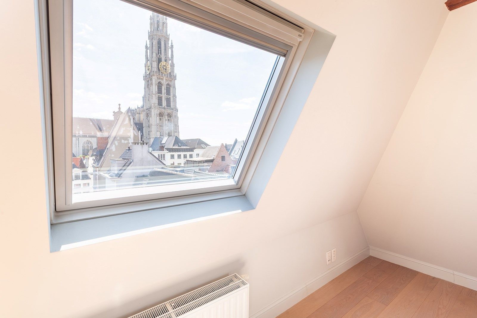 Historisch wonen in de Stad met eigen autostaanplaats foto 21