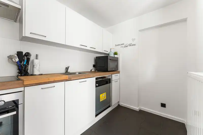 Roeselare : Instapklare, volledig gerenoveerde woning met zonnige tuin aan de rand van de stad (opp 241 m²) foto 5