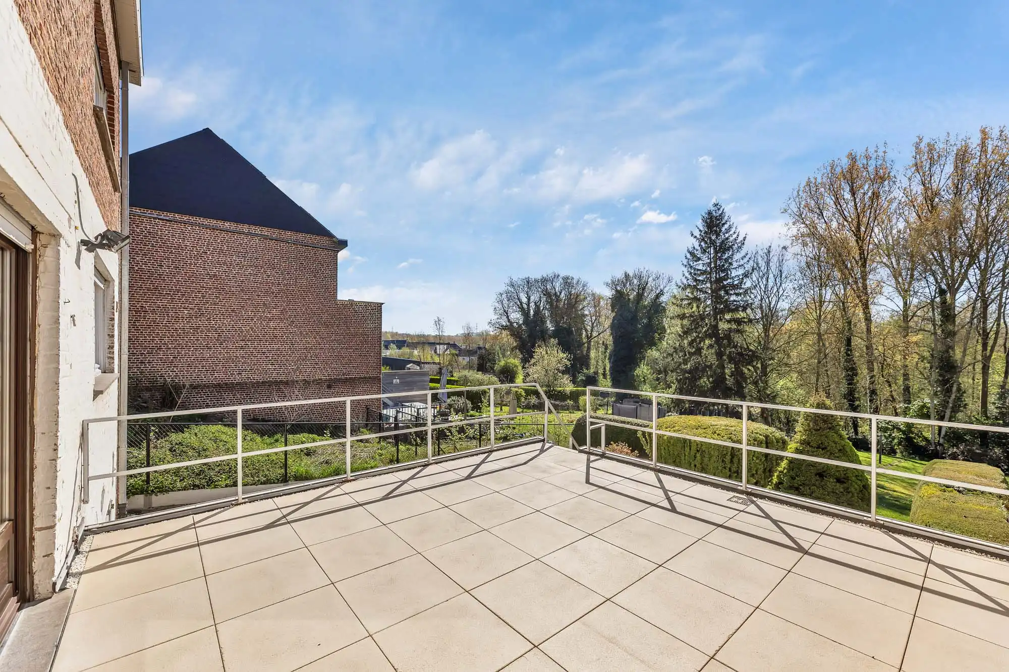 Te renoveren HOB met 3 slaapkamers en tuin foto 8