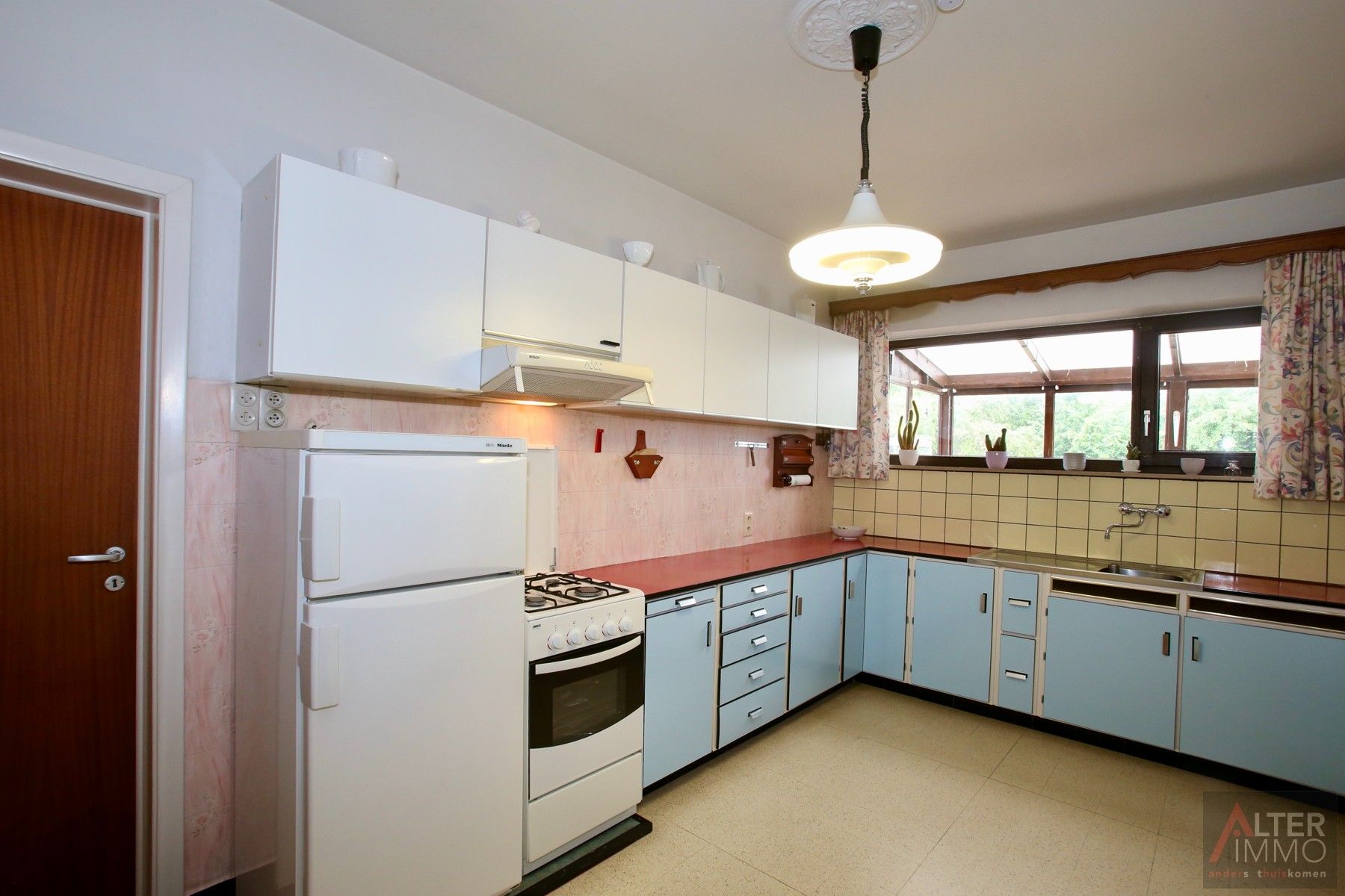 Goed gelegen, degelijk onderhouden woning te Viversel! 3 slaapkamers, 10are en breed perceel van 23m. foto 10
