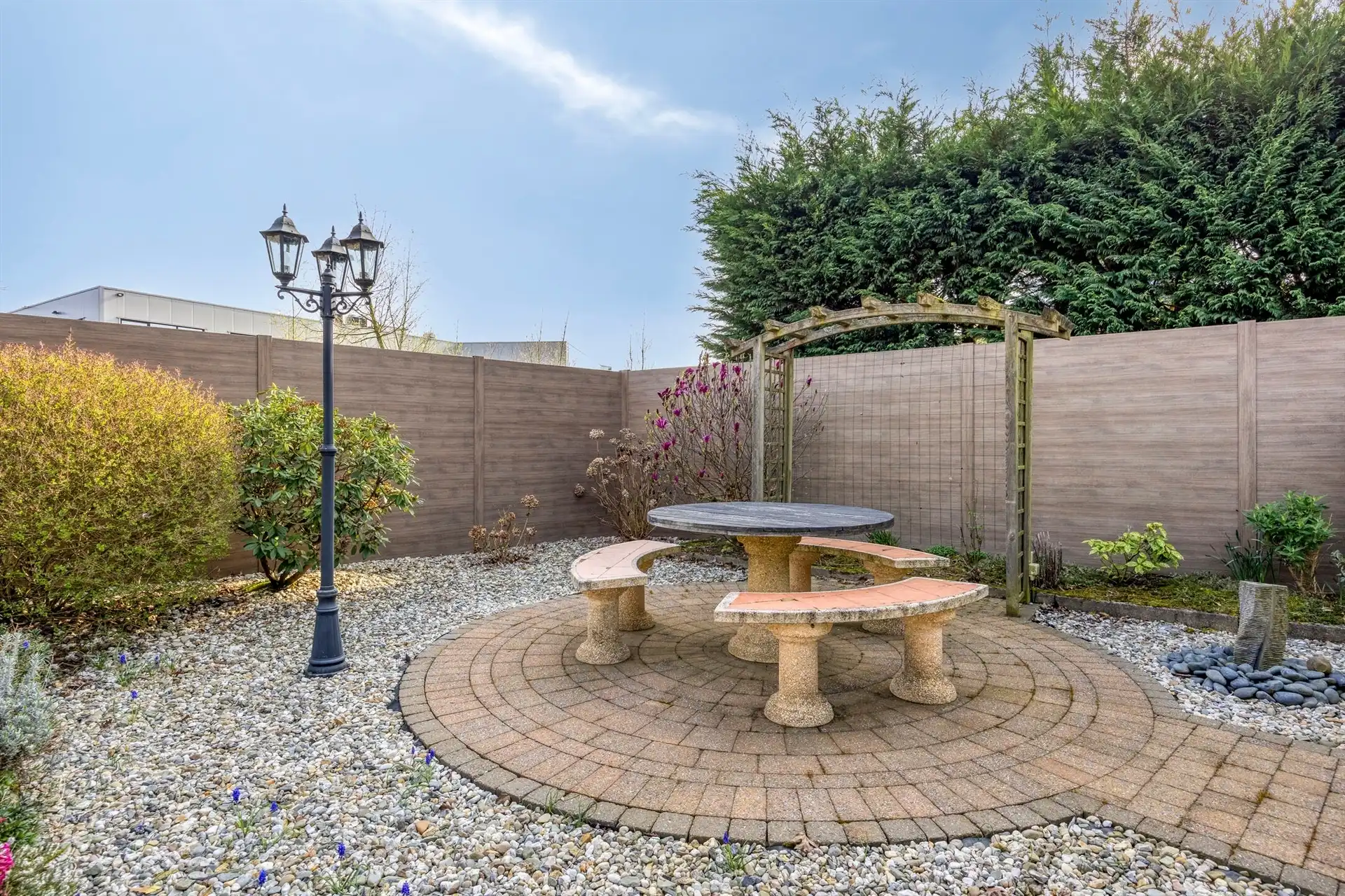 Zeer nette bungalow woning foto 28