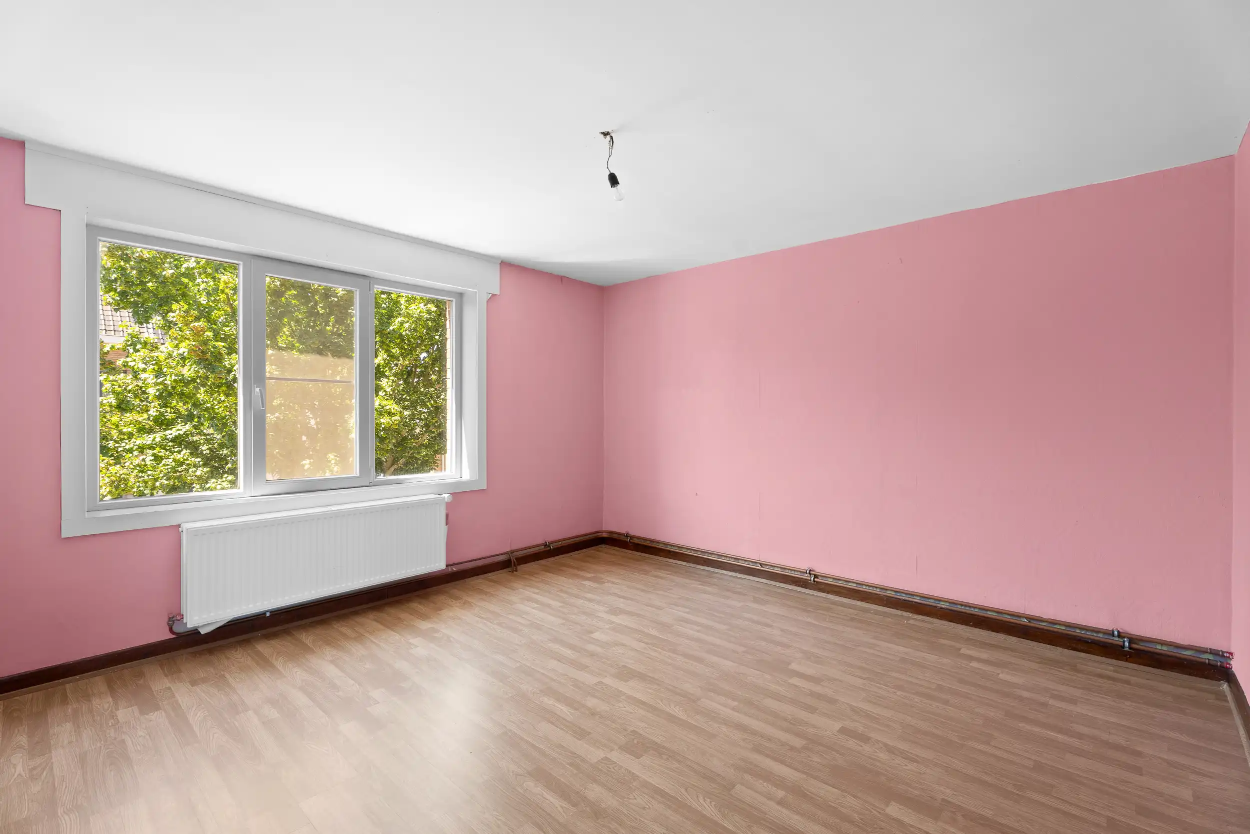 Charmante gezinswoning met 3 slaapkamers en zonnige tuin foto 8