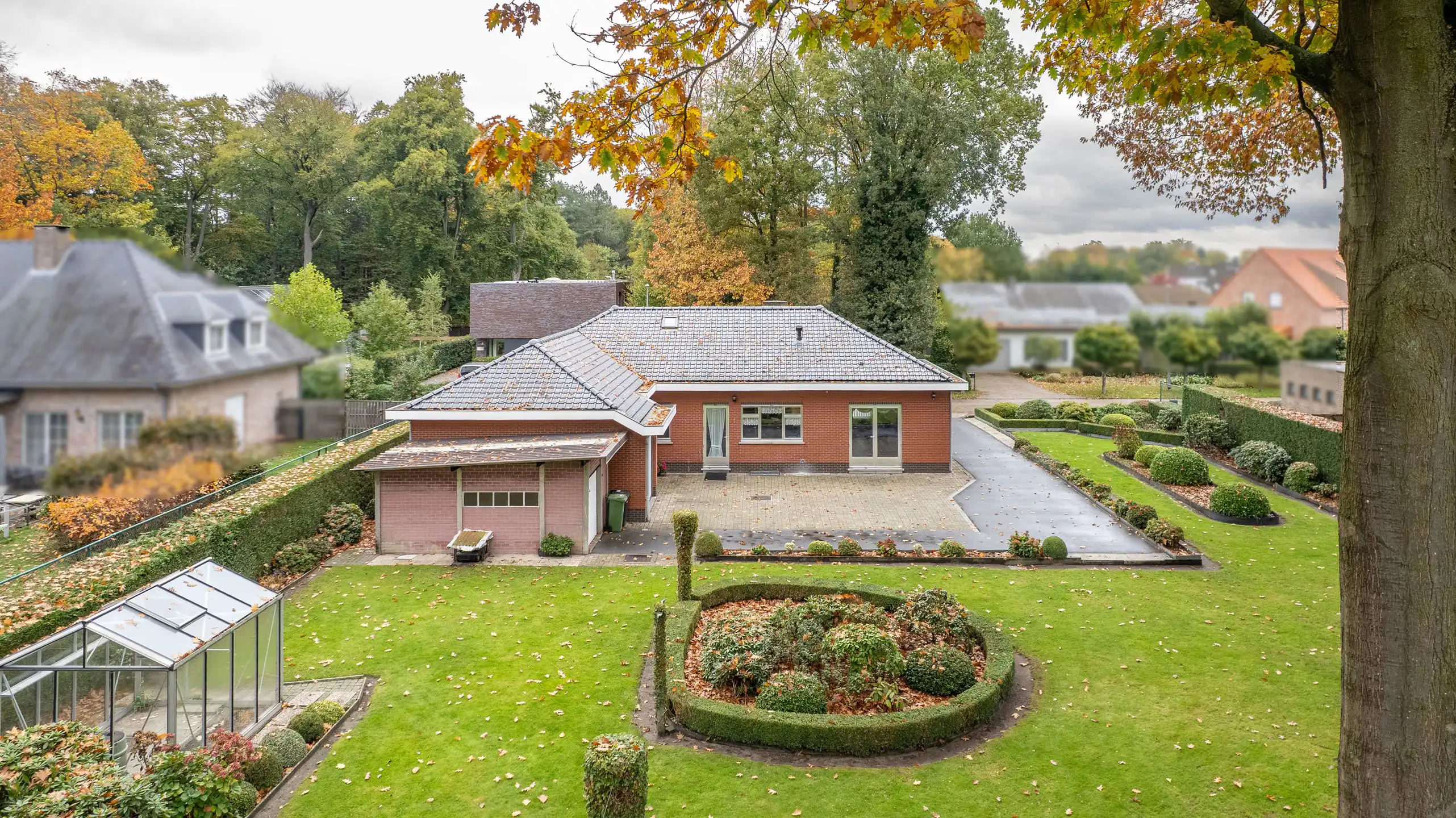 Goed onderhouden gelijkvloerse woning met 4 slaapkamers foto 26