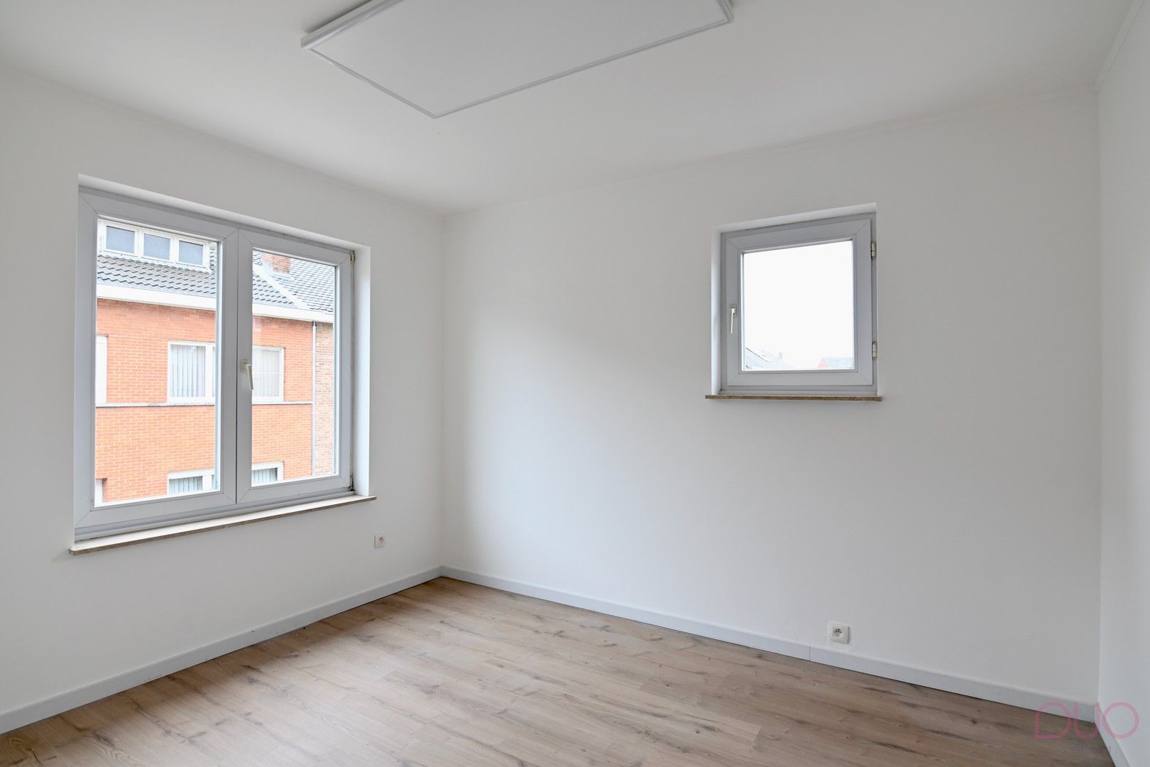 Instapklaar appartement met 3 slaapkamers, overdekt terras en staanplaats nabij het centrum van Tongeren foto 5