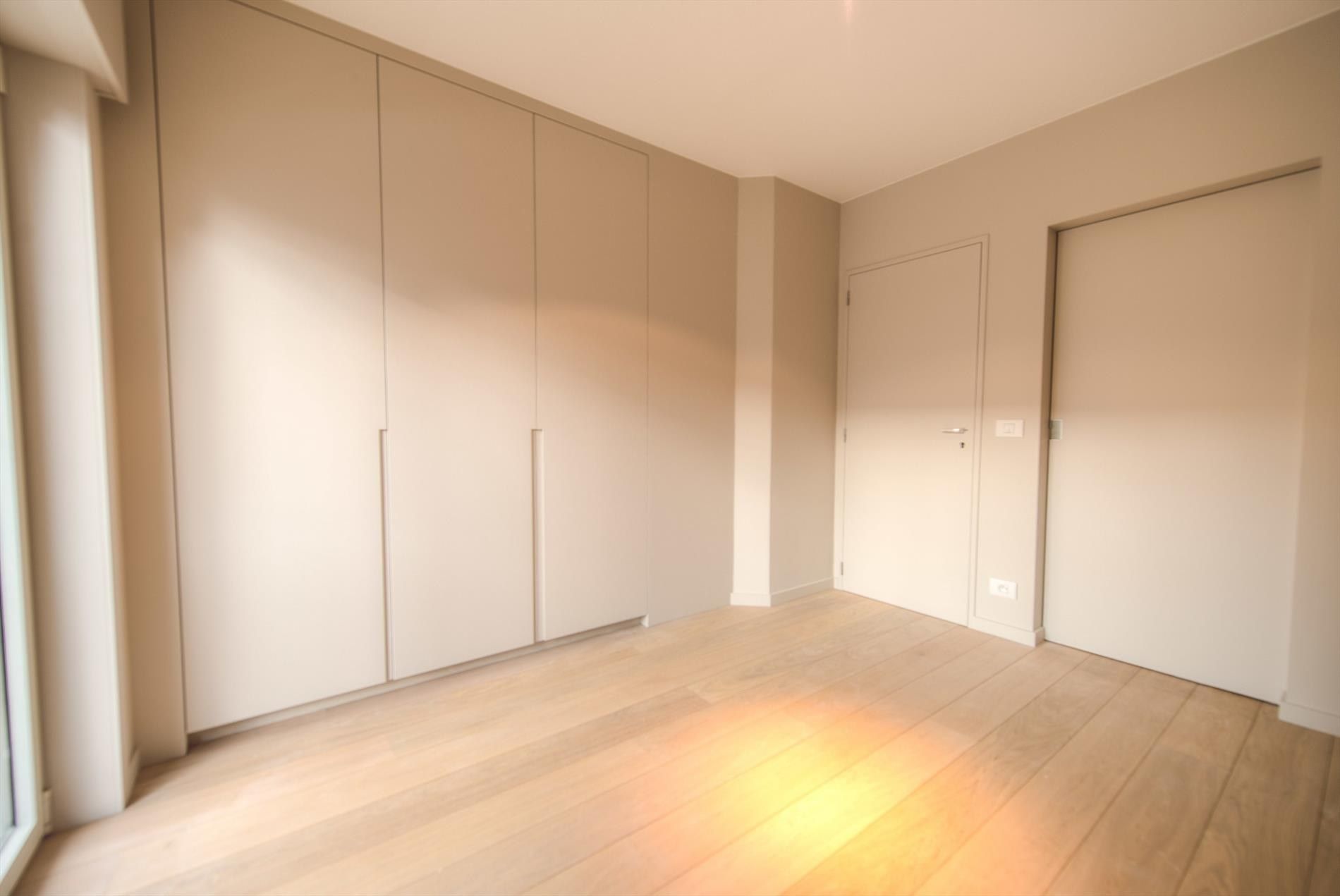 Mooi instapklaar appartement op de Dumortierlaan foto 10
