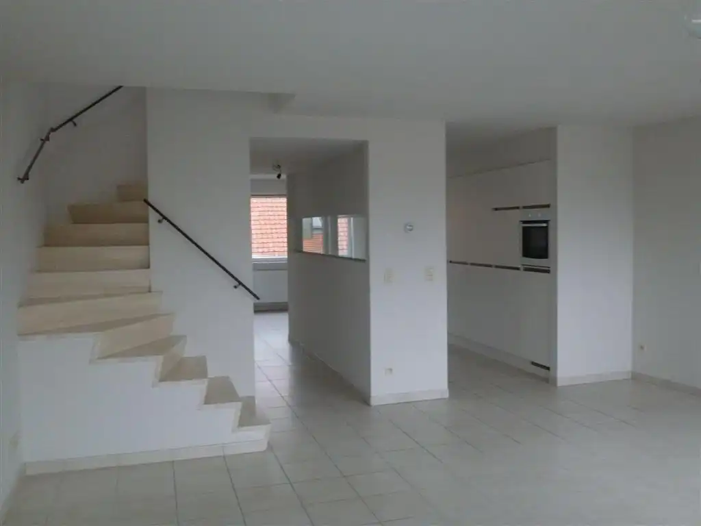 Lichtrijk en energiezuinig appartement (116 m²) met 2 slpk en groot terras, Torhout. foto 5