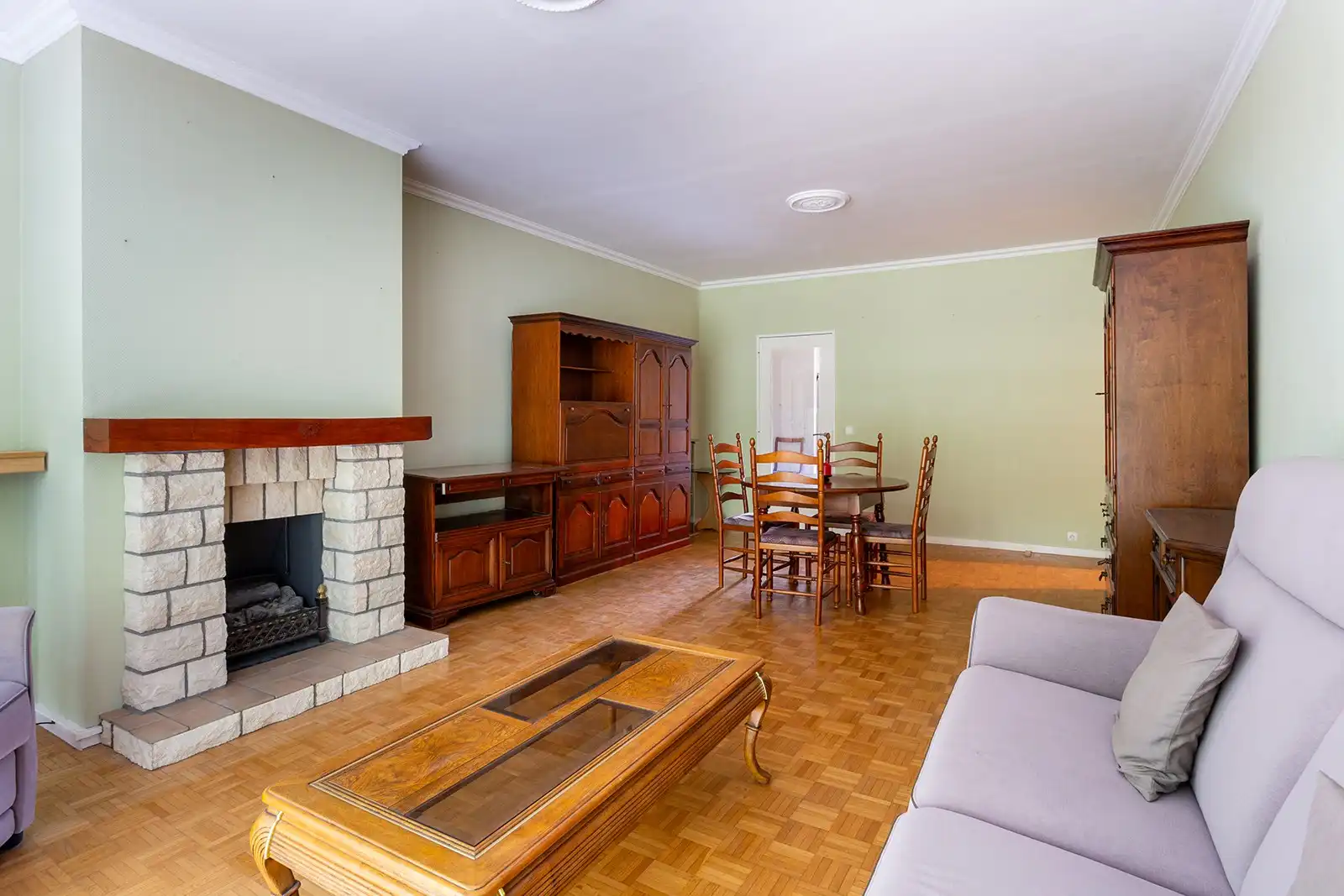 2-slaapkamer appartement met vernieuwd terras  foto 3