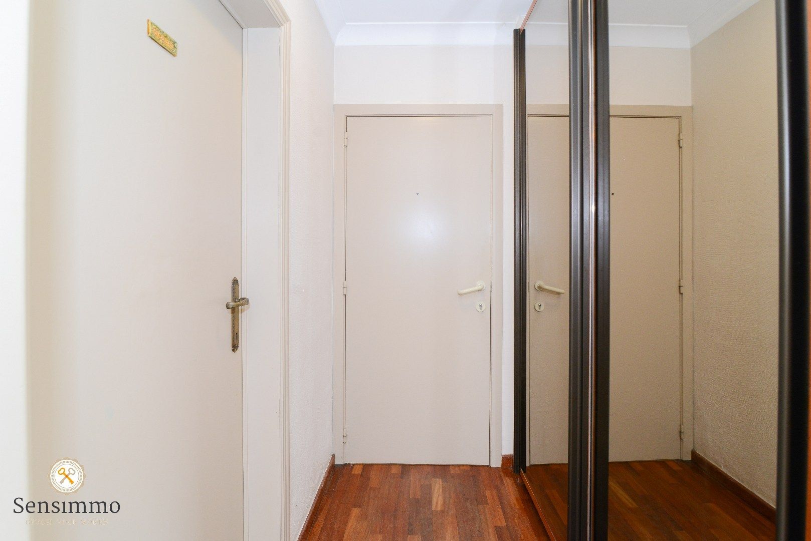 Instapklaar 1-slaapkamerappartement met terras en tuinzicht in Genk – ideaal als investering! foto 8