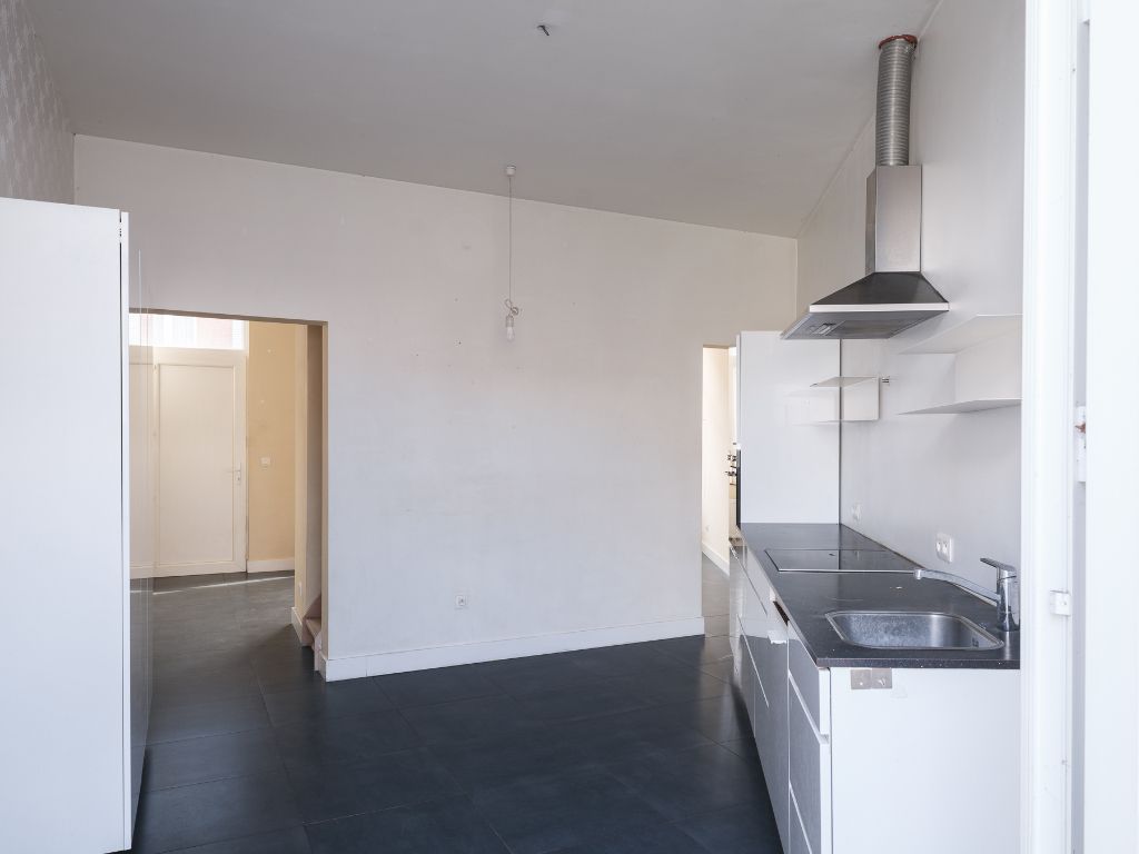 Lichtrijke en instapklare woning met stadskoer nabij Gent Centrum foto 6