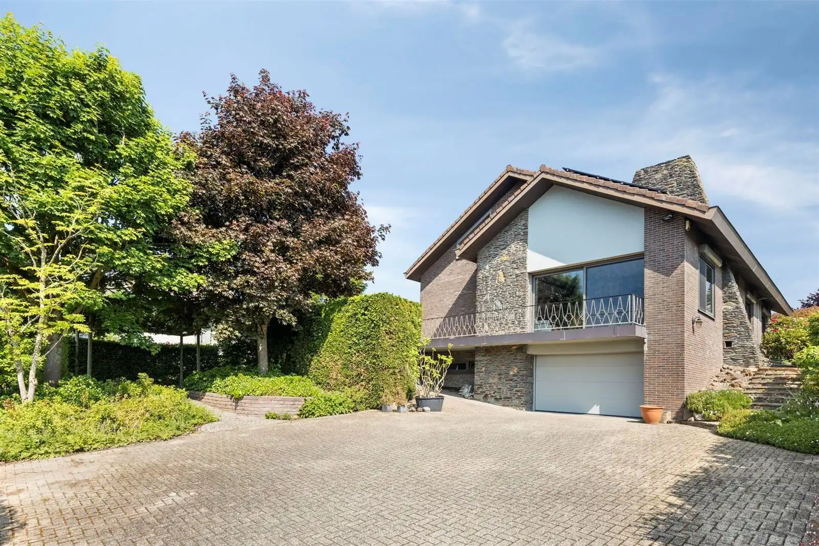Gerenoveerde villa (450m²) met 4 à 5 slaapkamers op 17a 05ca foto 5