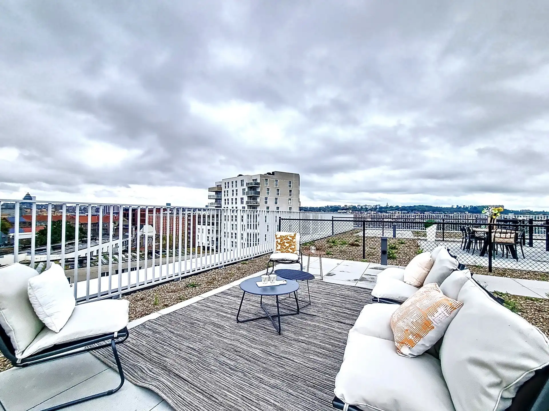 Wonen in appartementen badend in natuurlijk licht ! foto 11