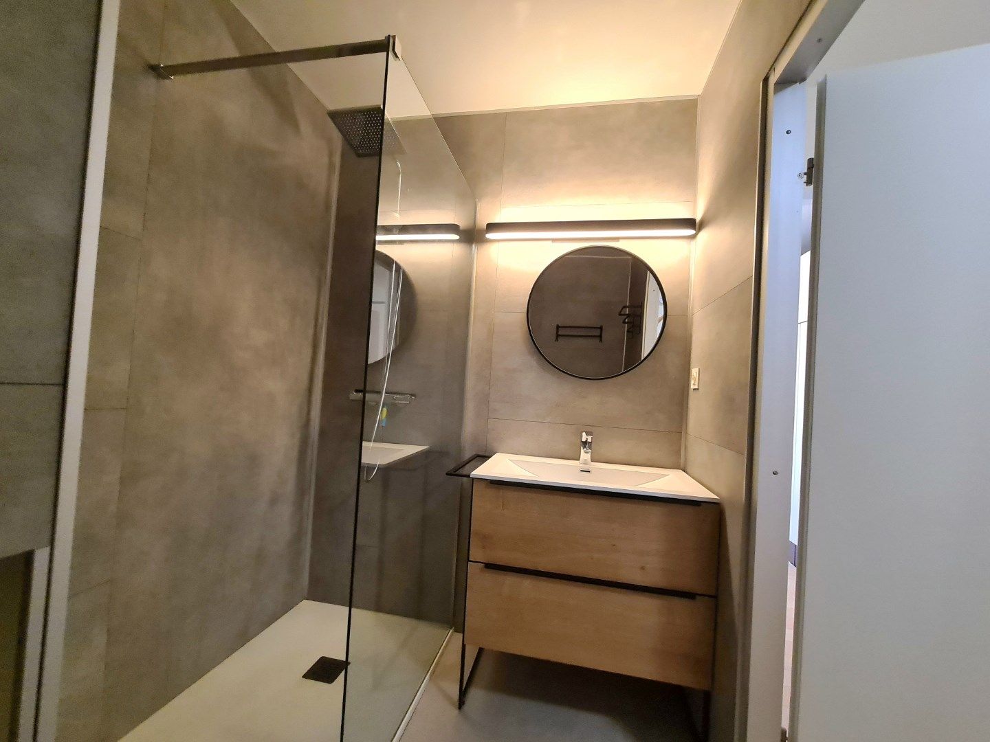 Gerenoveerd appartement in Oostduinkerke foto 10