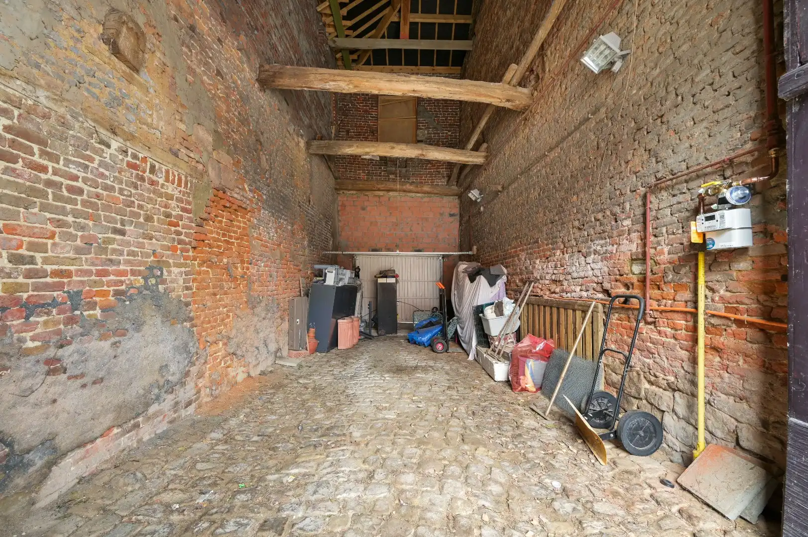 Geklasseerde te renoveren hoeve foto 30